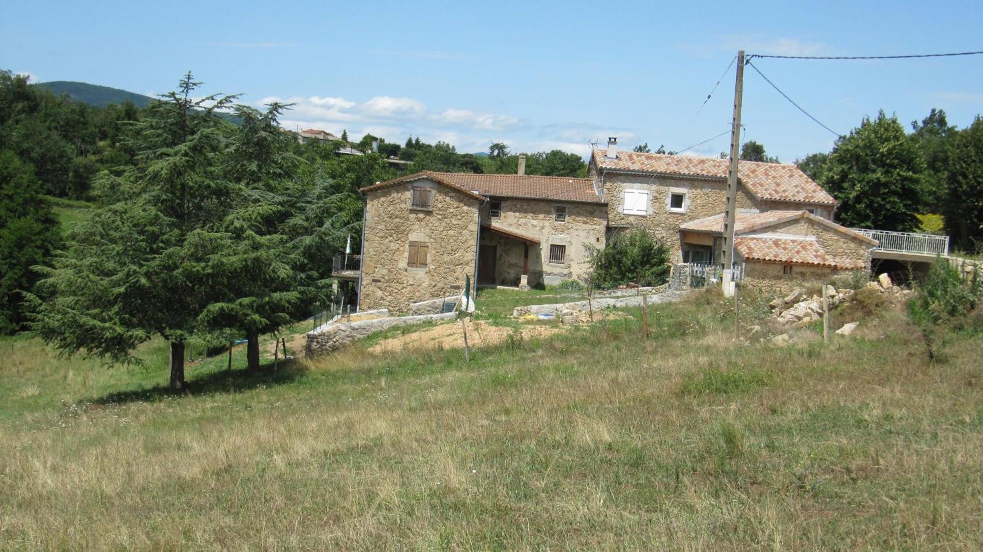 Ancienne Ferme Tranquille En Haute Ardeche Etables  Exterior foto